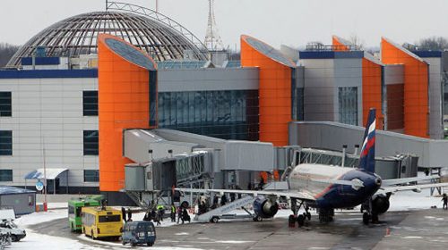В аэропорту Храброво задержалось 18 рейсов