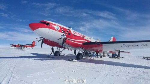 Китайцы приземлились в самой высокой точке Антарктики
