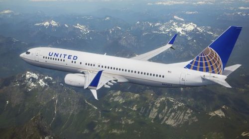 Карьера директора United Airlines под угрозой из-за скандала