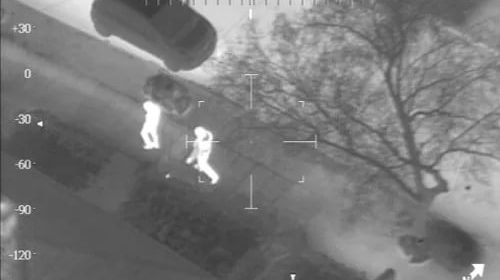 Канадская полиция задействовала вертолет с тепловизором для поиска детей-воришек конфет ВИДЕО