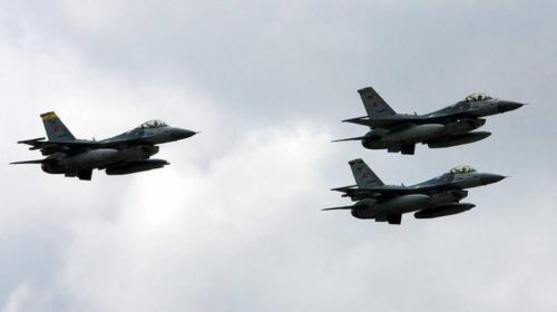 Турецкие ВВС нанесли удар по территории на севере Ирака
