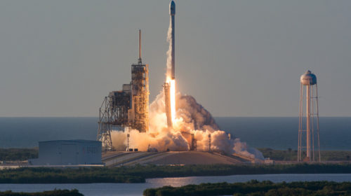 SpaceX с космоса «раздаст» Wi-Fi.