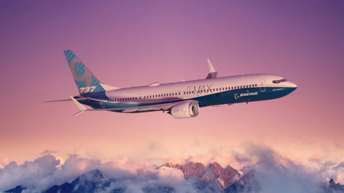 Boeing приостановил испытания самолета Boeing-737 MAX из-за проблем с двигателем