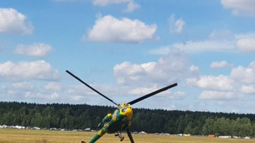 На фестивале #Пронебо вертолет опасно сблизился с землей.Видео