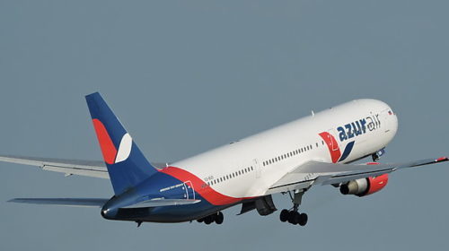 Самолет Azur Air совершил вынужденную посадку в Бангкоке из-за ухудшения состояния здоровья пассажира