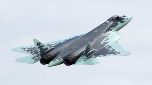Су-57 начал полеты с вооружением