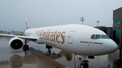 На борту самолета авиакомпании Emirates скончался норвежец