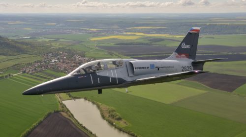 Чехия начинает серийное производство новых учебно-боевых самолетов
