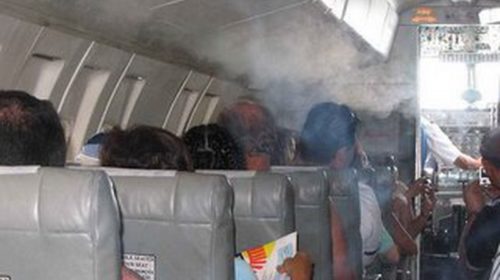 Неожиданное решение суда по делу курения в самолете