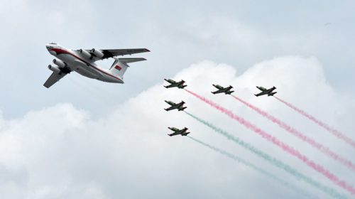 Подготовка к воздушной части парада в Беларуси, идет полным ходом