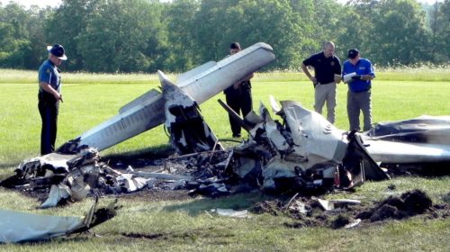 Четыре человека погибли в результате падения легкого самолета в воскресенье в штате Висконсин