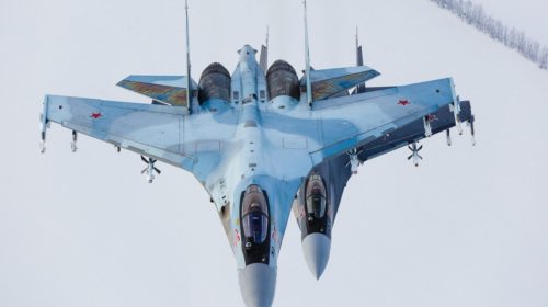 В США оценили шансы Су-35 против американских истребителей