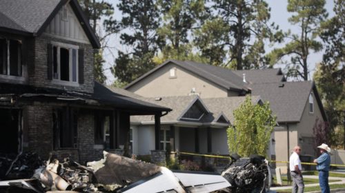 Подозреваемый в домашнем насилии американец врезался на самолете в свой дом