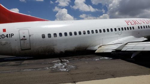 В Боливии Boeing 737 совершил аварийную посадку