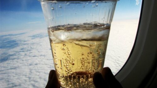 У Japan Airlines снова «алкогольный» скандал