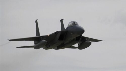 Американский истребитель F-15 совершил аварийную посадку в Польше