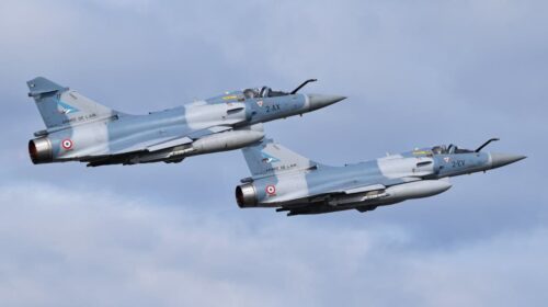 Первый полёт многоцелевого истребителя Dassault Mirage 2000.