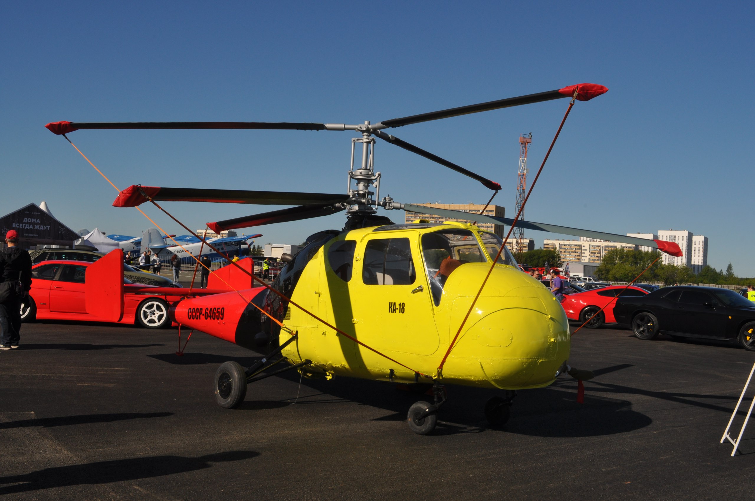 Камов отзывы. Вертолёты as 355 UTAIR. Вертолеты Камова. Ка-18. Летающие авто.