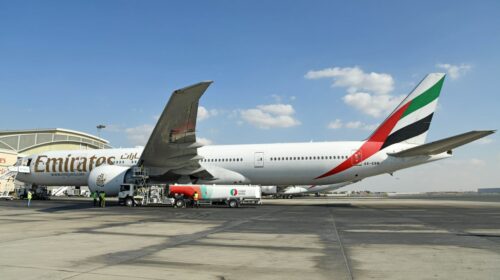 Emirates тестирует двигатель GE90, работающий на 100-процентном экологичном топливе