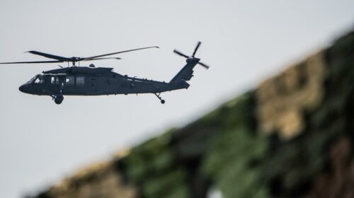 Из-за столкновения двух военных вертолетов HH60 Black Hawk в Кентукки погибли 9 военнослужащих