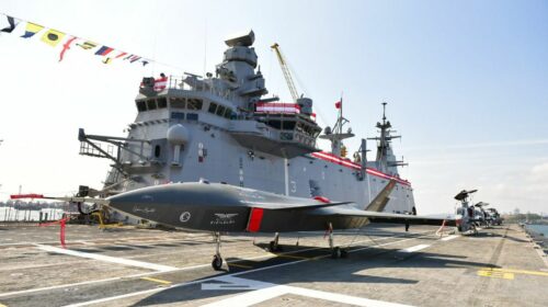 В Турции приняли на вооружение первый в мире авианосец для БПЛА