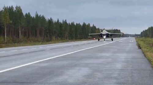 Норвежский F-35 на финской дороге