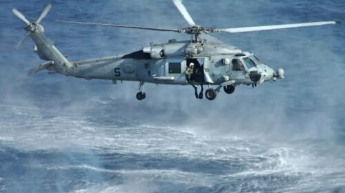Вертолет ВМС США в ходе учений упал в Тихий океан у берегов Южной Калифорнии, все шесть членов экипажа выжили, сообщает агентство Ассошиэйтед Пресс со ссылкой на представителя Тихоокеанского флота