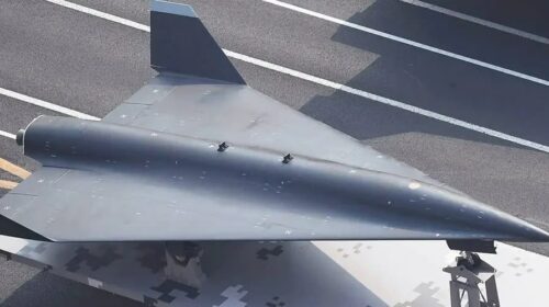 Китайский тяжелый дрон превзошел F-22 в аэродинамике и маневренности