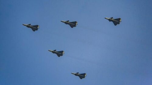 США наложили санкции против бывших лётчиков-испытателей за обучение китайских военных