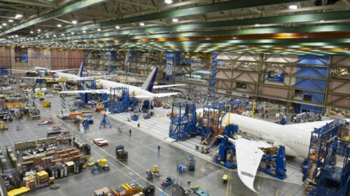 Более 500 лайнеров Boeing 787 летают с дефектными запчастями от итальянского производителя