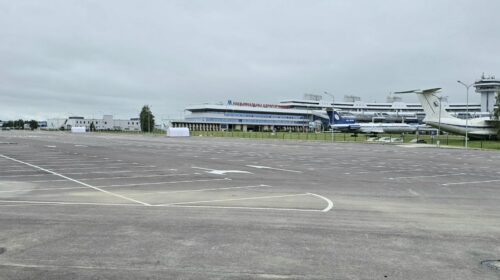 Платная автомобильная стоянка Р3 открылась после ремонта в Национальном аэропорту «Минск»