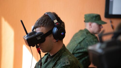 В 111-й гвардейской артиллерийской бригаде открылся класс подготовки операторов БПЛА
