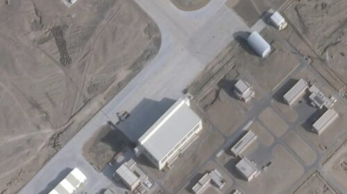 Два китайских истребителя шестого поколения замечены на секретной базе