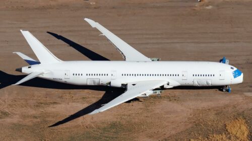 13 часов в небе — и на разбор: почти новый Dreamliner пустили на запчасти
