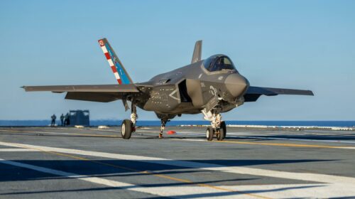 F-35C впервые сел на авианосец класса Ford